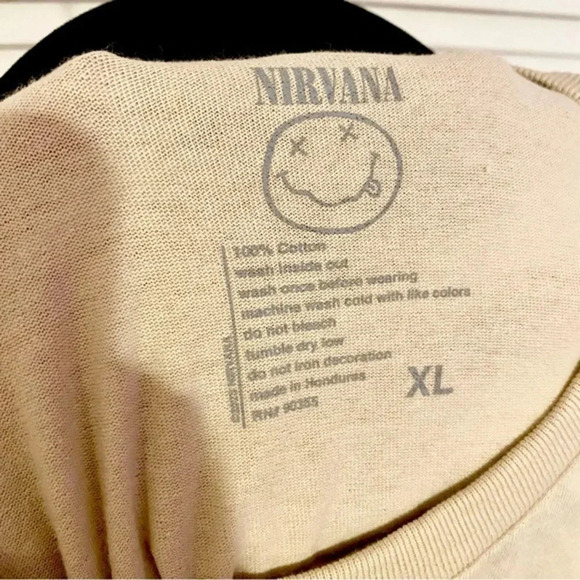 Nirvana Graphic T - Shirt - Picture 4 of 4
